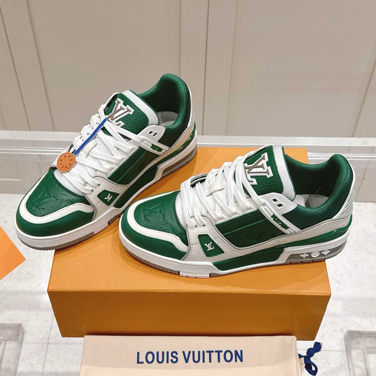 Louis Vuitton LV Trainer Sneaker  1ADHRG - DesignerGu