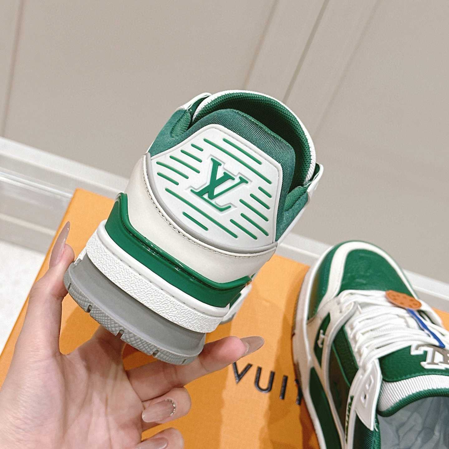 Louis Vuitton LV Trainer Sneaker  1ADHRG - DesignerGu