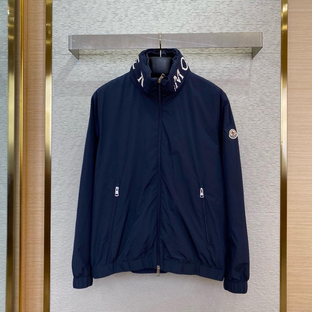 Moncler Logo Patch Zip-Up Jacket - DesignerGu