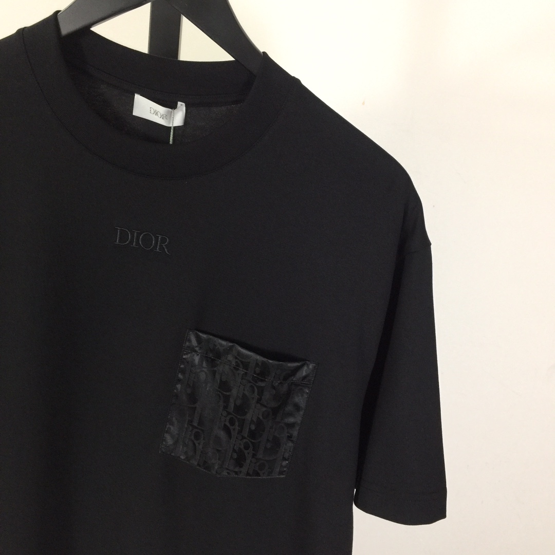 Dior Oblique Pocket T-Shirt - DesignerGu