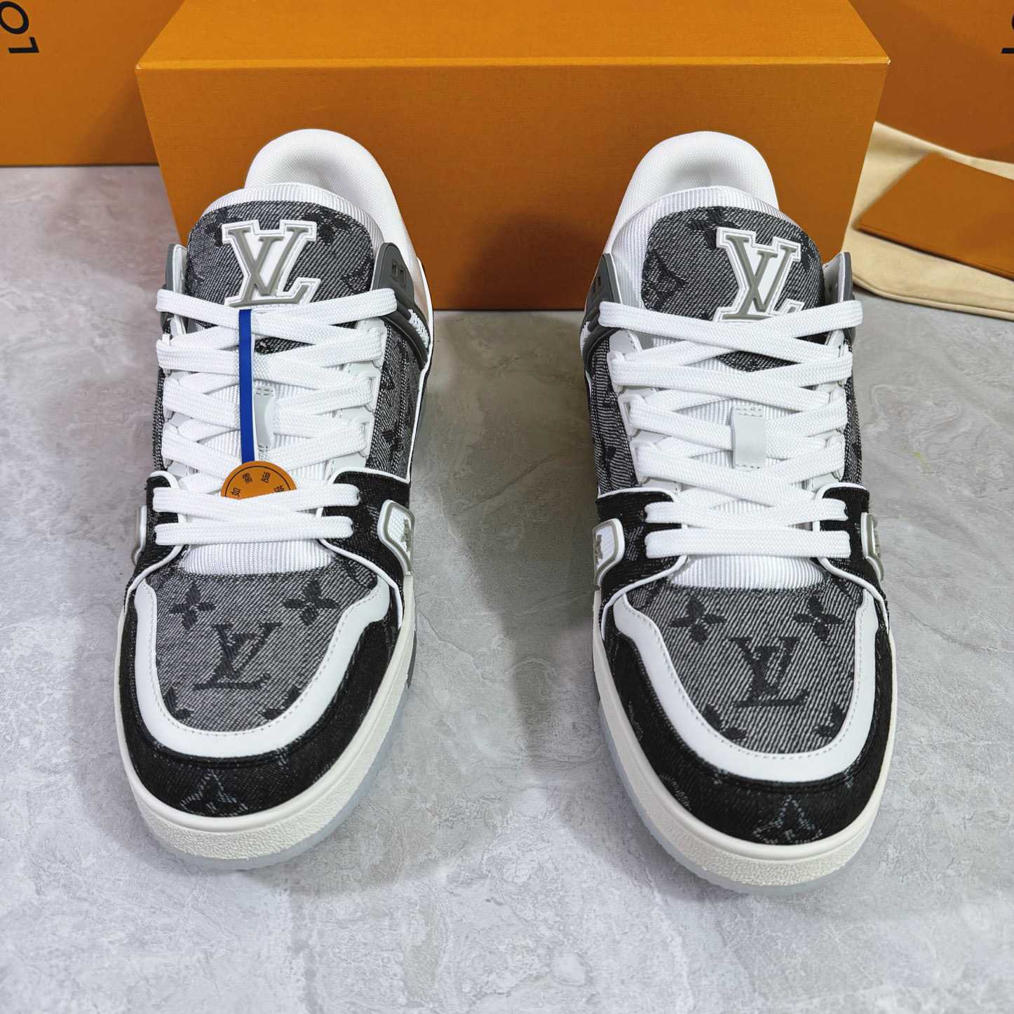 Louis Vuitton LV Trainer Sneaker  1ADHIK - DesignerGu