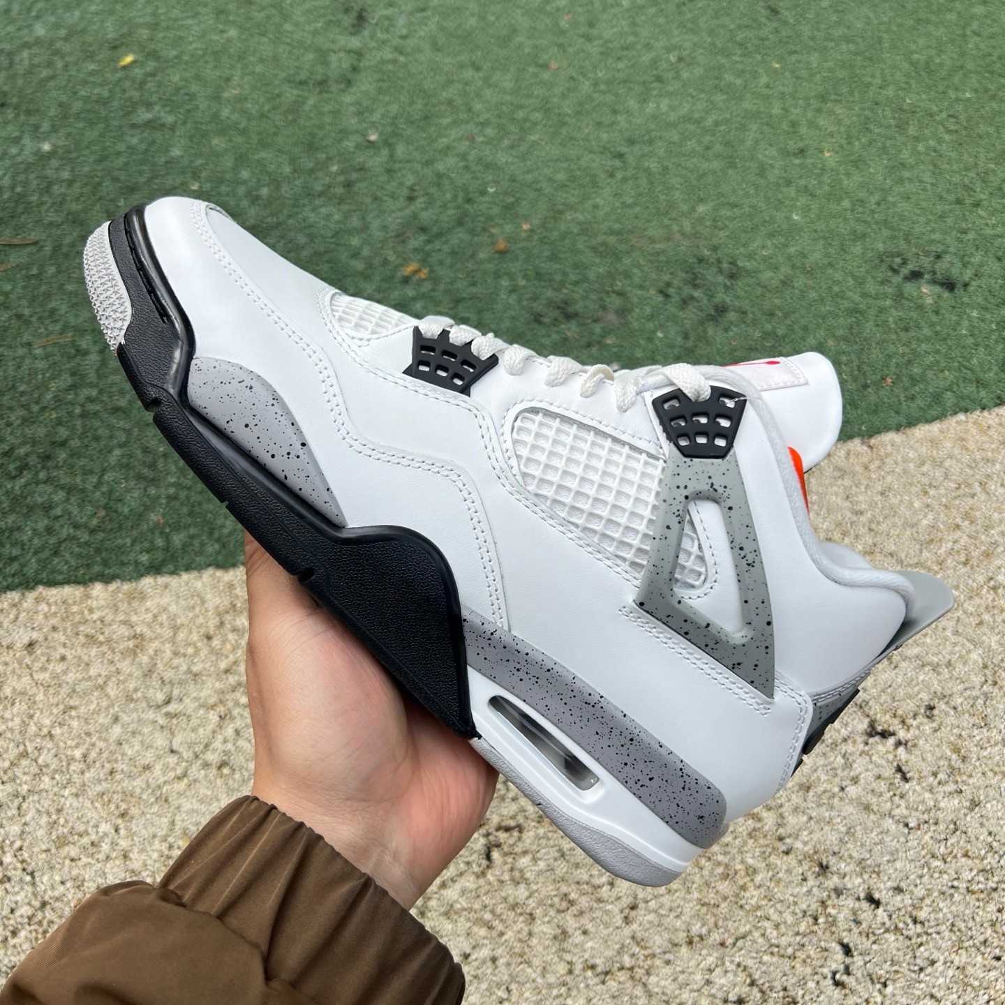 Air Jordan 4 “White Cement” Sneakers    FV5029-100 - DesignerGu