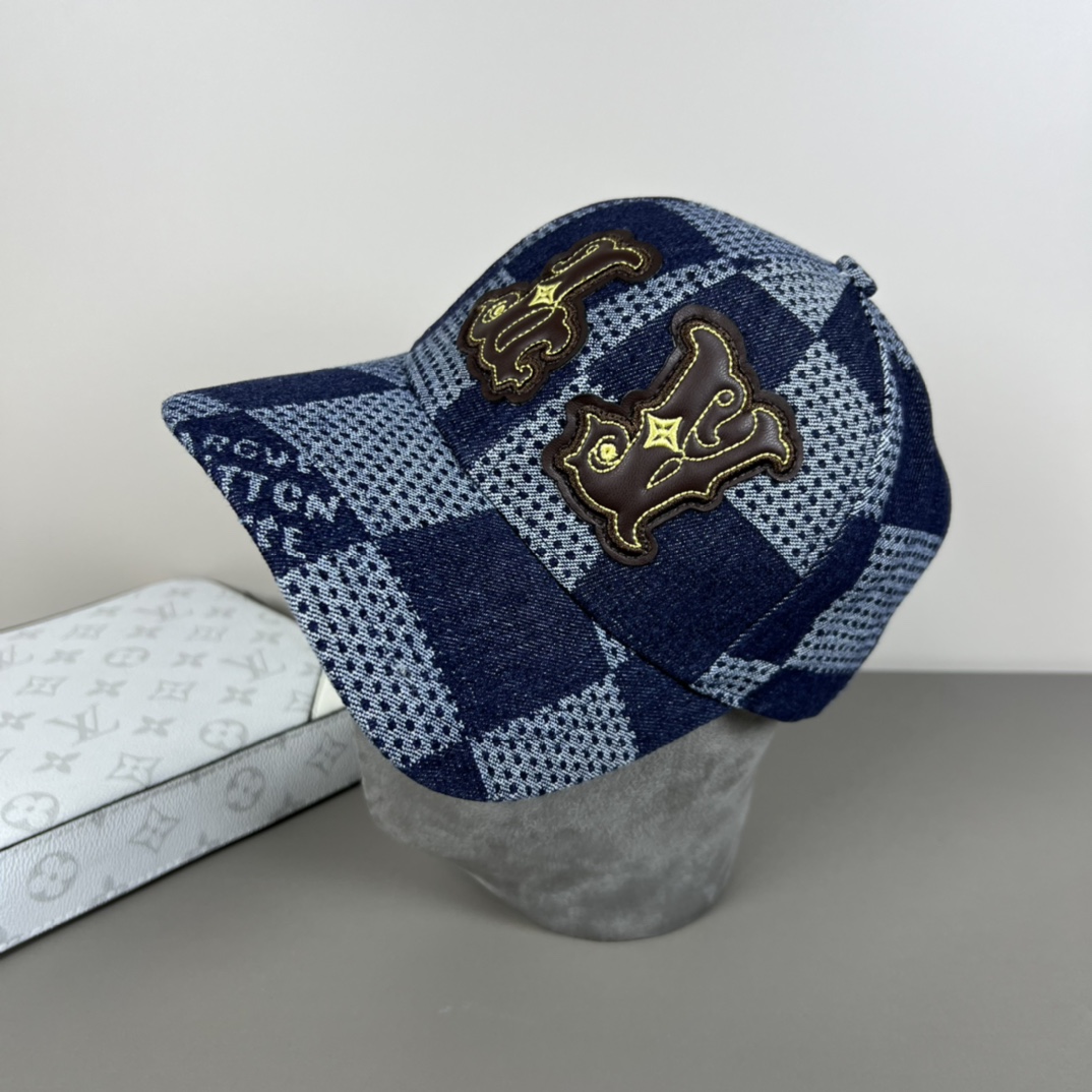 Louis Vuitton Washed 3D Cap  - DesignerGu