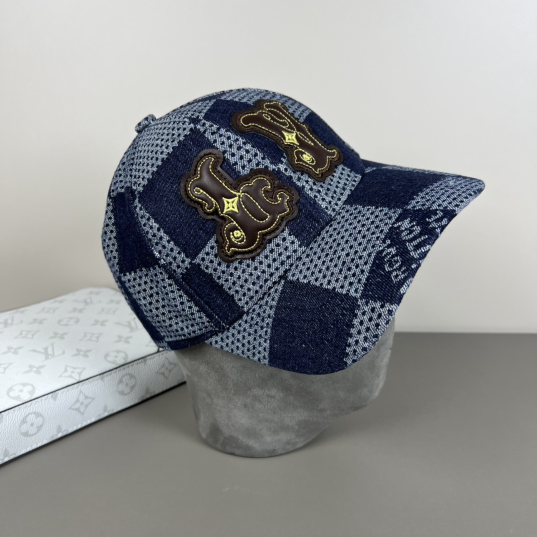 Louis Vuitton Washed 3D Cap  - DesignerGu