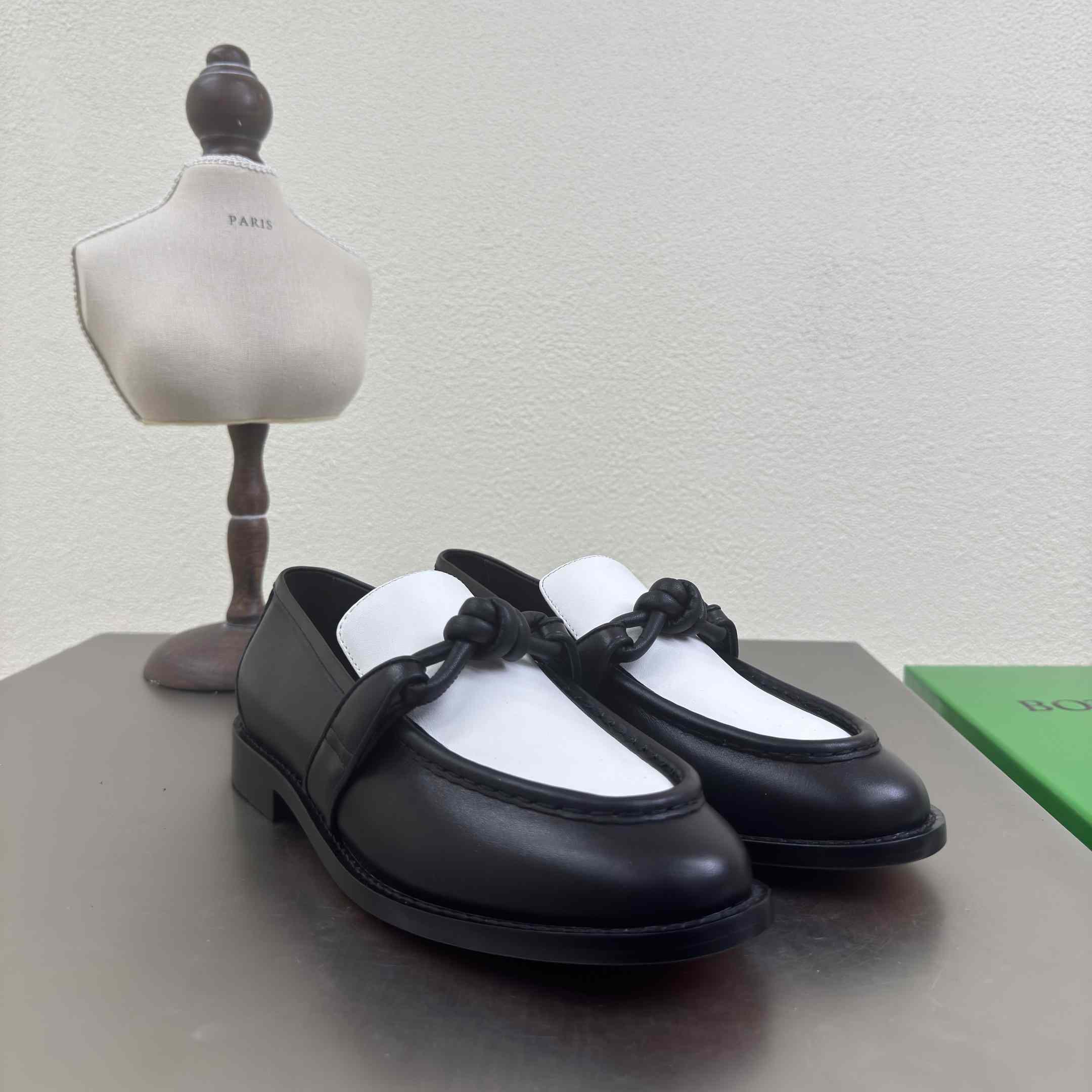 Bottega Veneta Astaire Loafer - DesignerGu