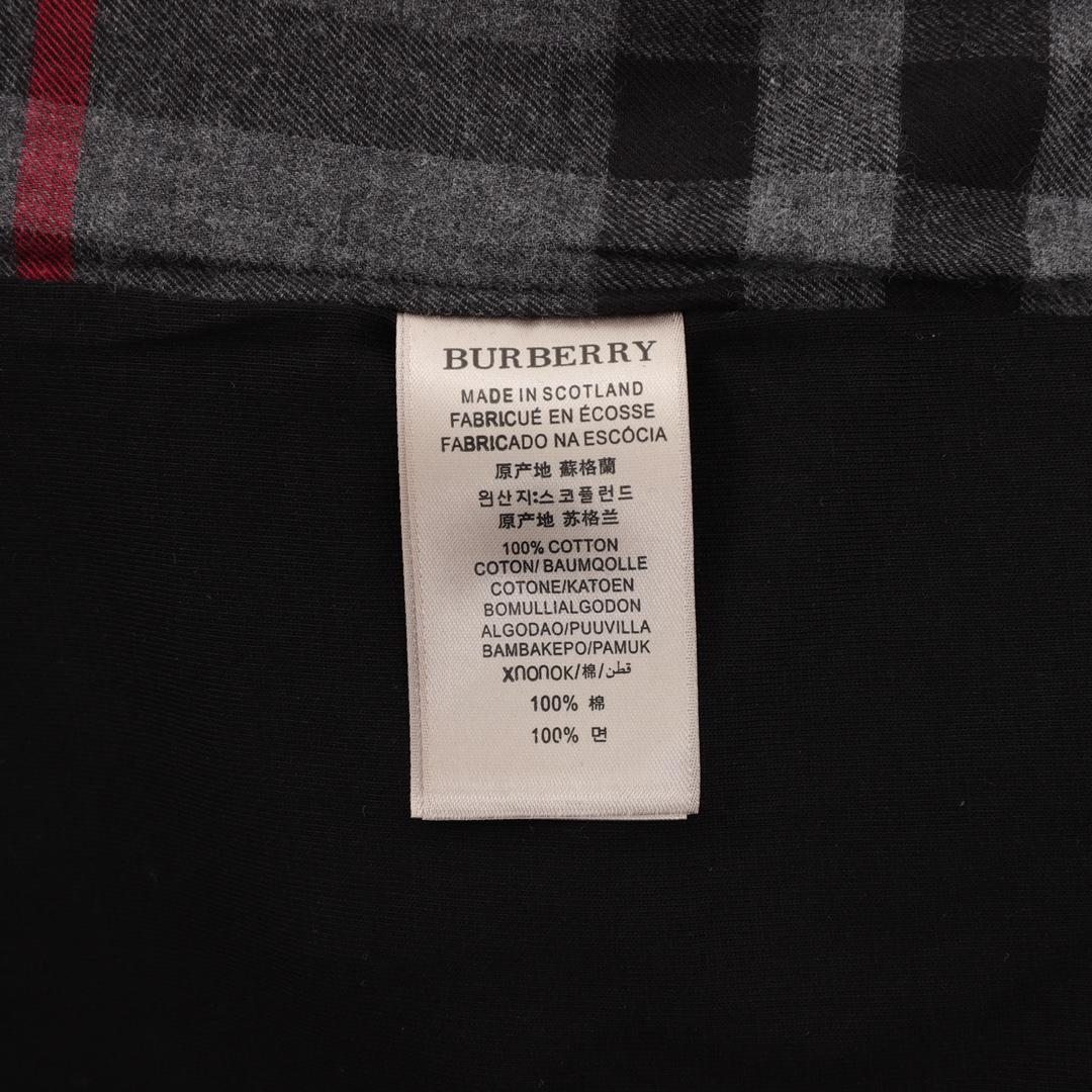 Burberry Zip Hoodie - DesignerGu