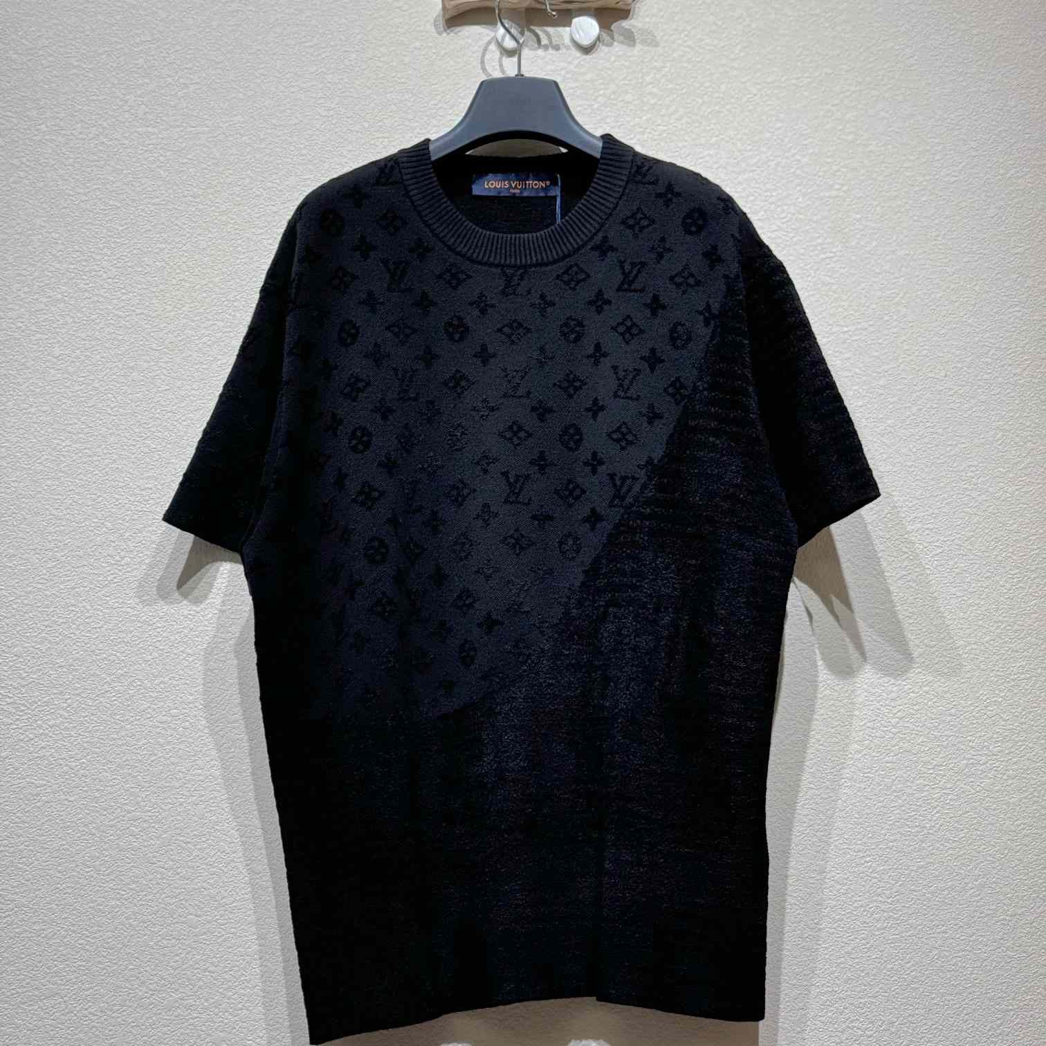 Louis Vuitton Graphic Jacquard Short-Sleeved Crewneck   1AHCMV - DesignerGu