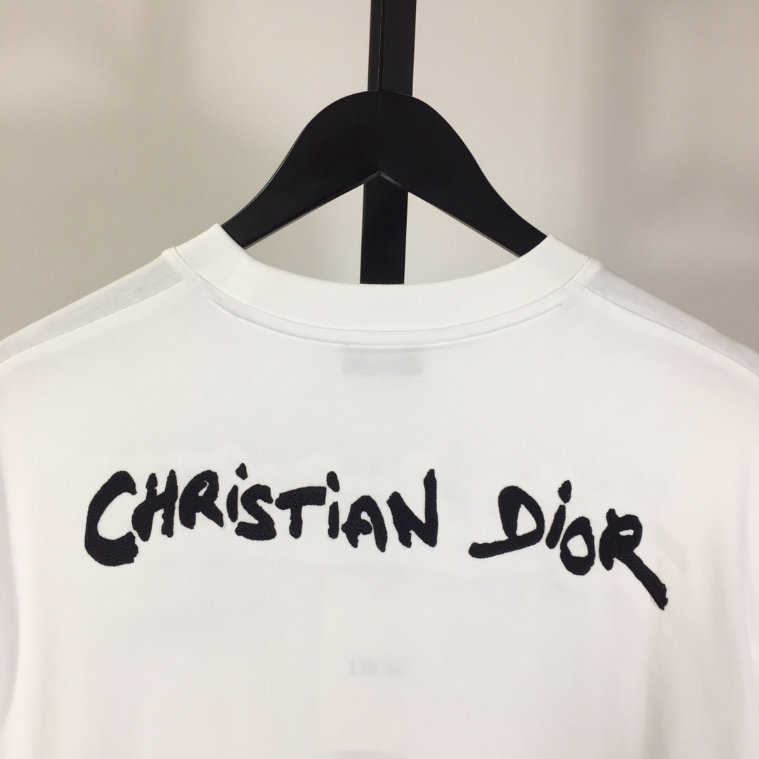 Dior Embossed Logo T-Shirt - DesignerGu