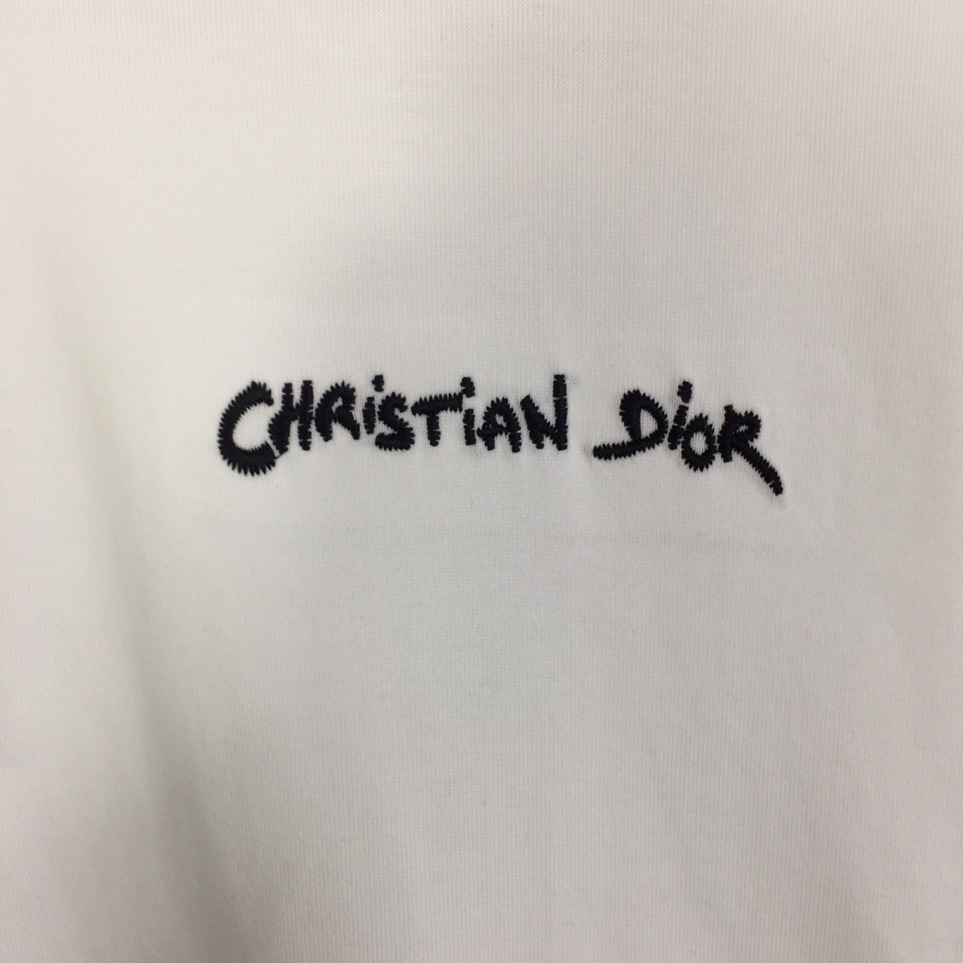 Dior Embossed Logo T-Shirt - DesignerGu