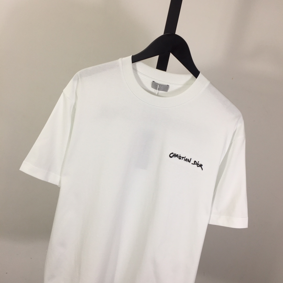 Dior Embossed Logo T-Shirt - DesignerGu