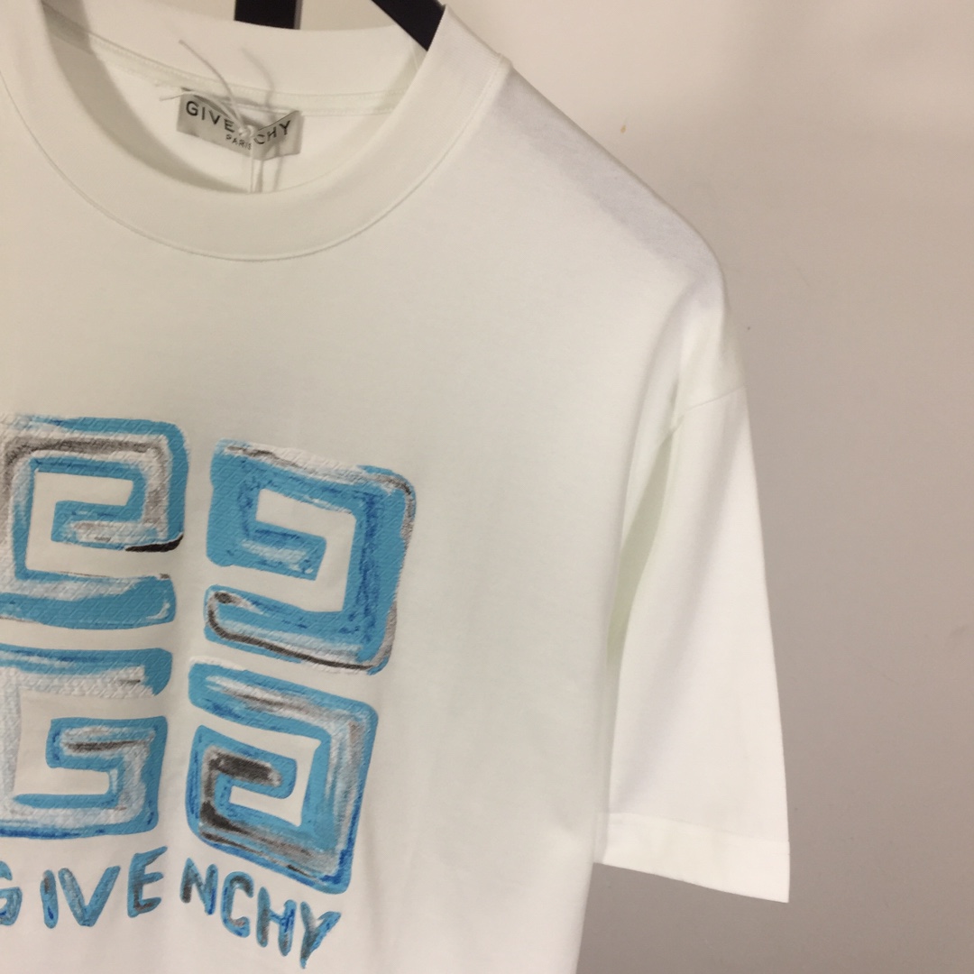 Givenchy 4G T-shirt In Cotton - DesignerGu