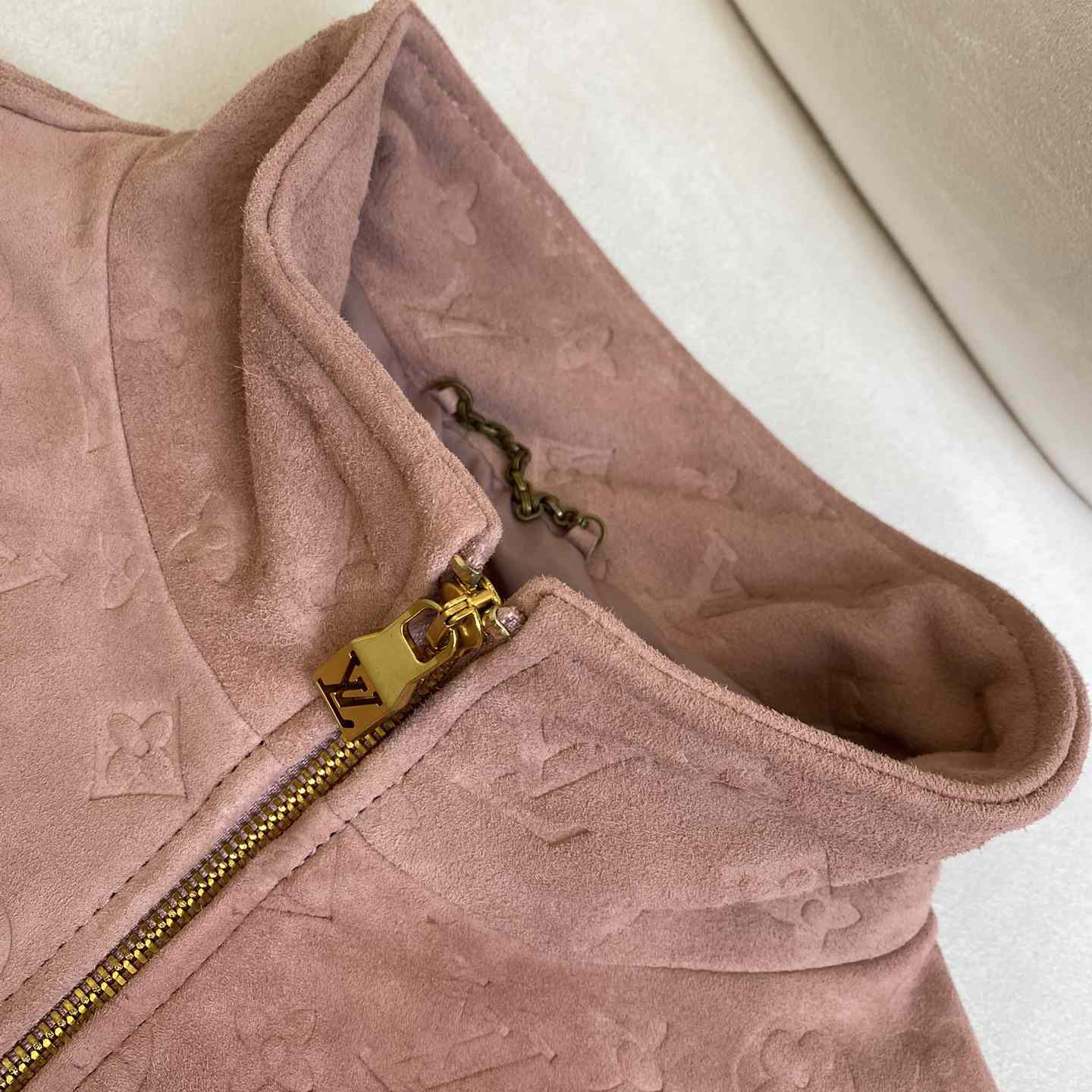 Louis Vuitton Monogram Debossed Leather Tracksuit Jacket   1AHBU4 - DesignerGu