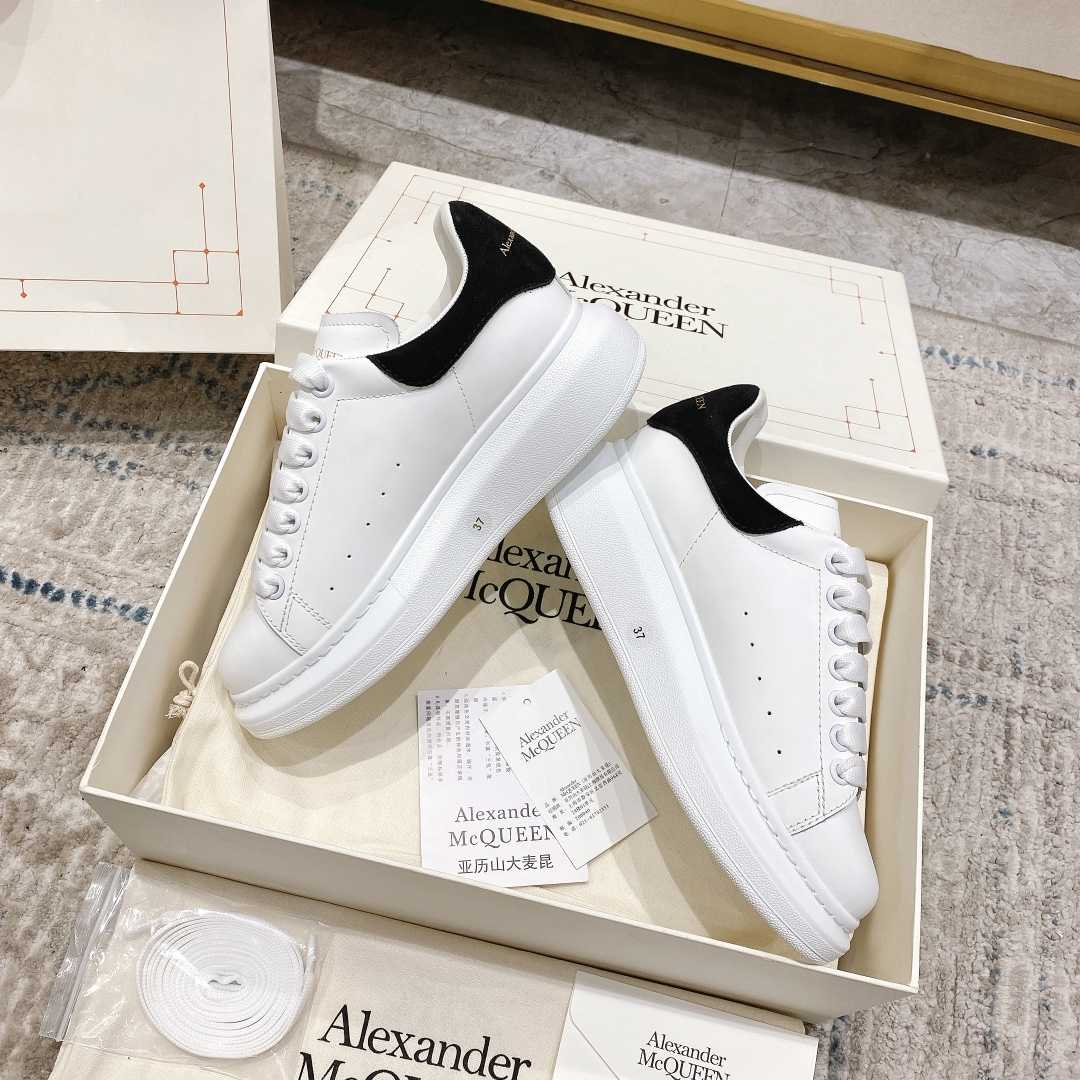 Alexander Mqueen Oversized Sneakers - DesignerGu