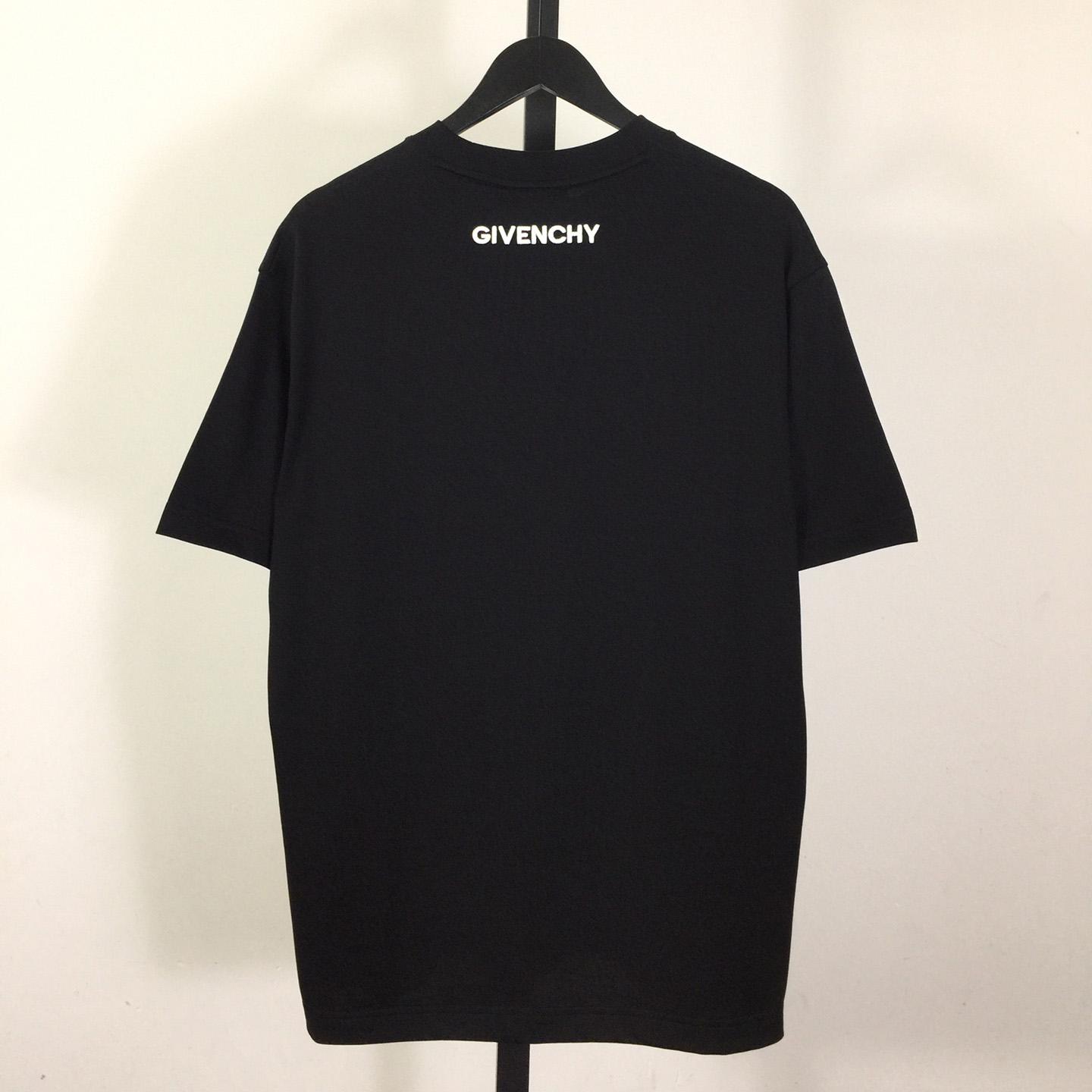 Givenchy 4G T-shirt In Cotton - DesignerGu