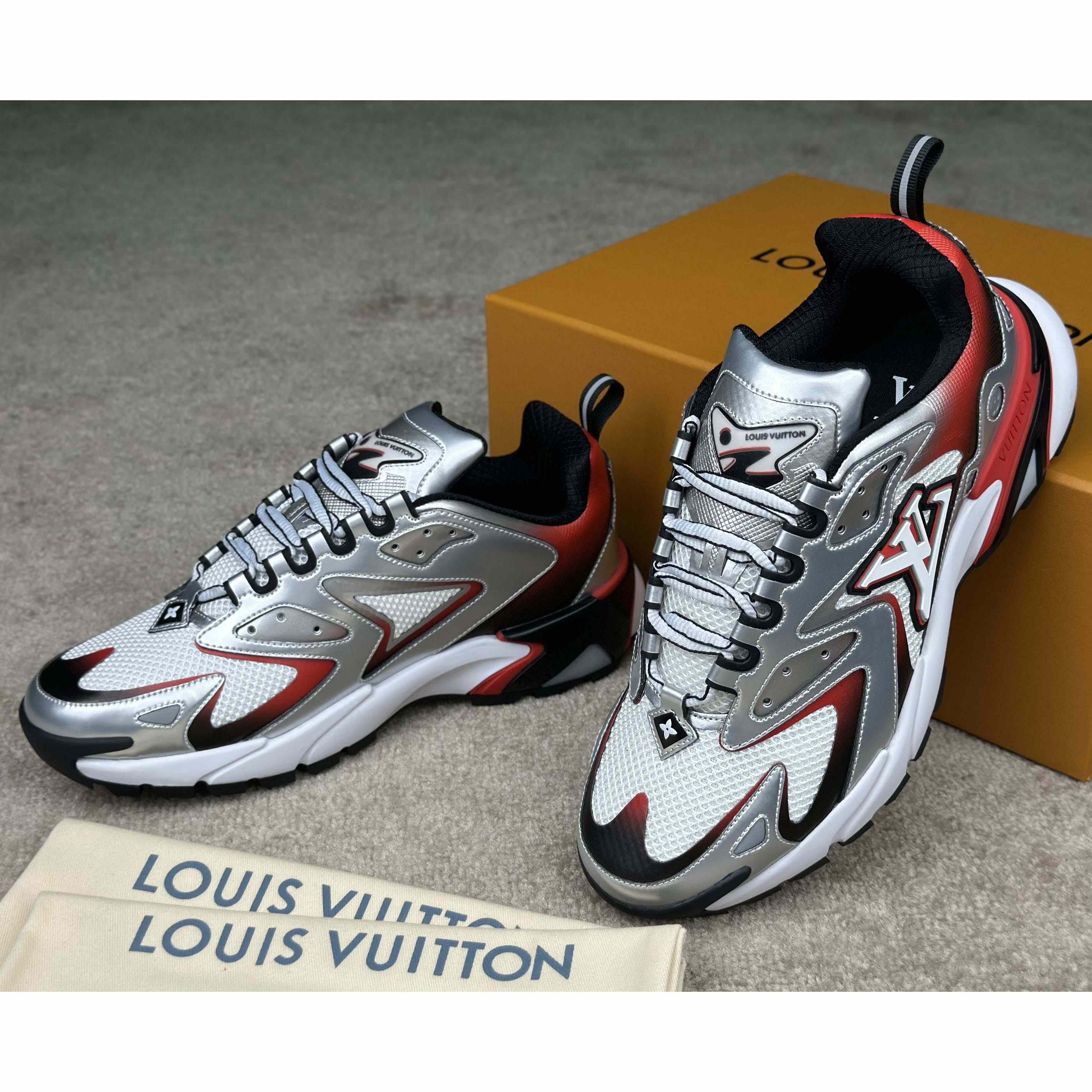 Louis Vuitton LV Runner Tatic Sneaker  1ADI6Q - DesignerGu