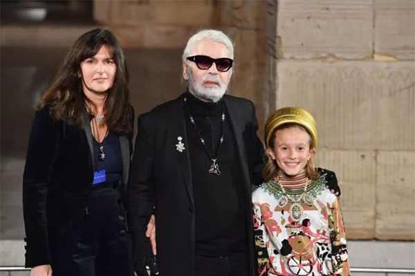 Chanel Appoints Virginie Viard as Karl Lagerfeld's Successor - DesignerGu